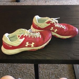 Shoes/baseball turf shoes